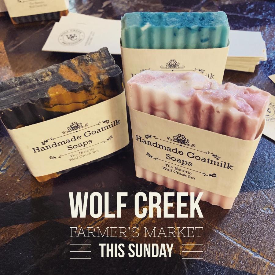 Wolf Creek Inn & Tavern エクステリア 写真